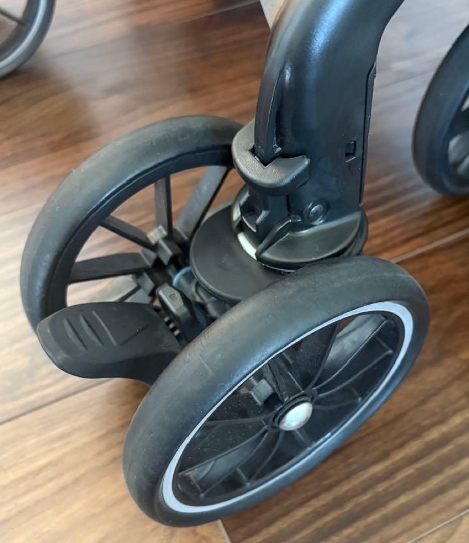 コンビ スゴカルα compact エッグショック AW ノーブルネイビー