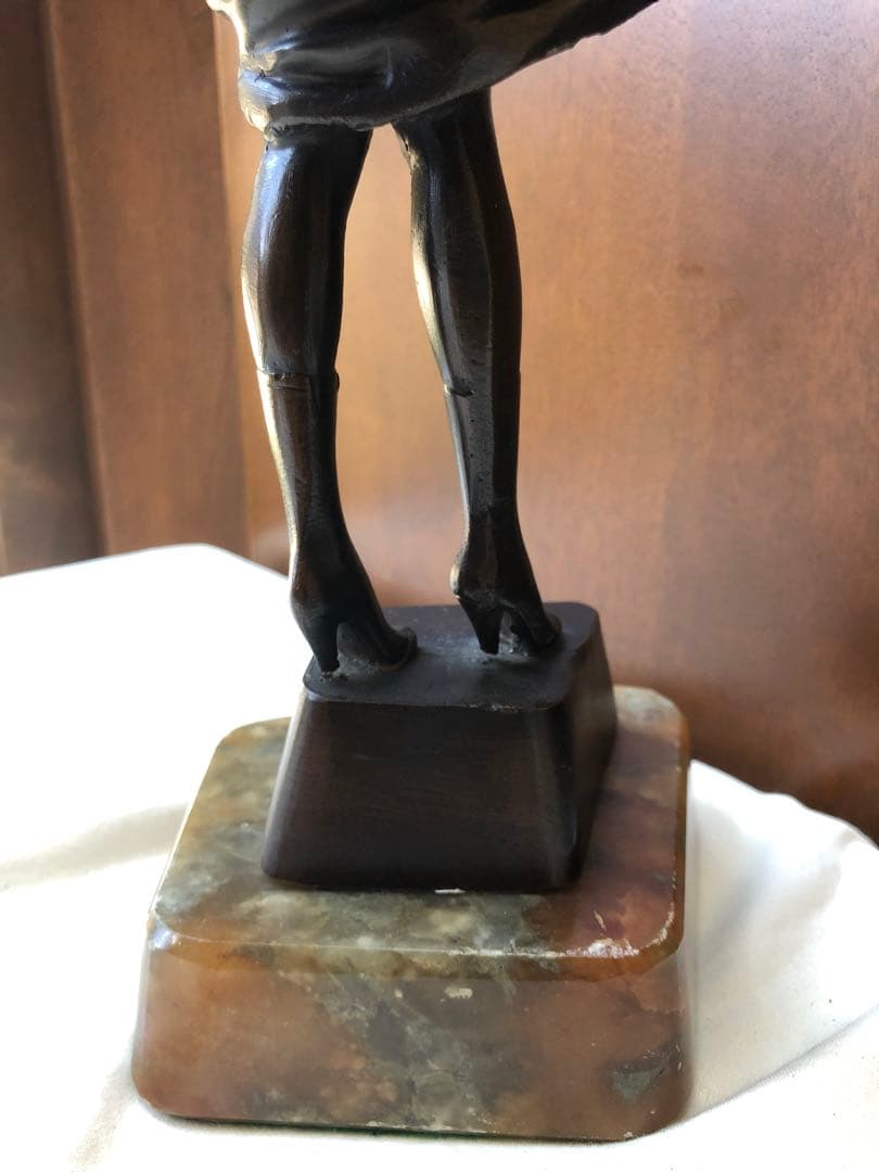 【デメートル・シパリュス】ブロンズ