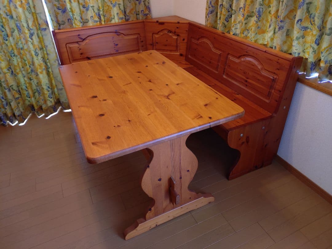 カントリー調コーナーベンチ ダイニングセット 【取りに来れる方限定】