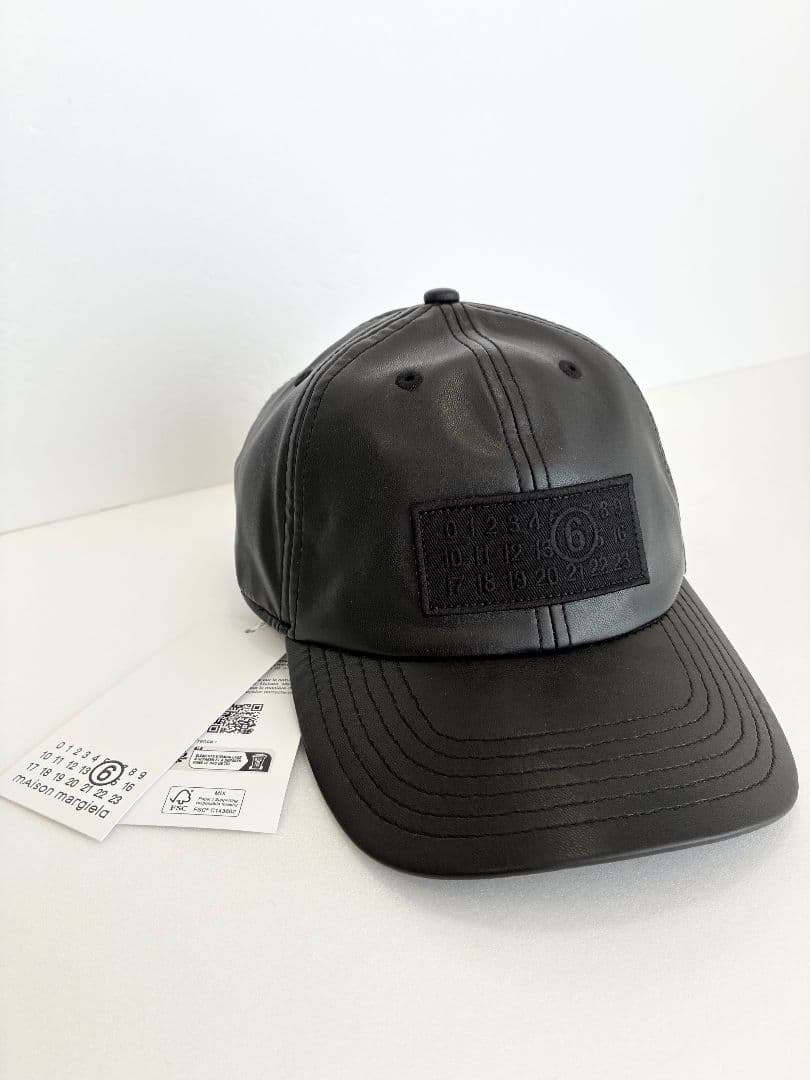 大人もOK! MM6 Maison Margiela ,ロゴ パッチ キャップ