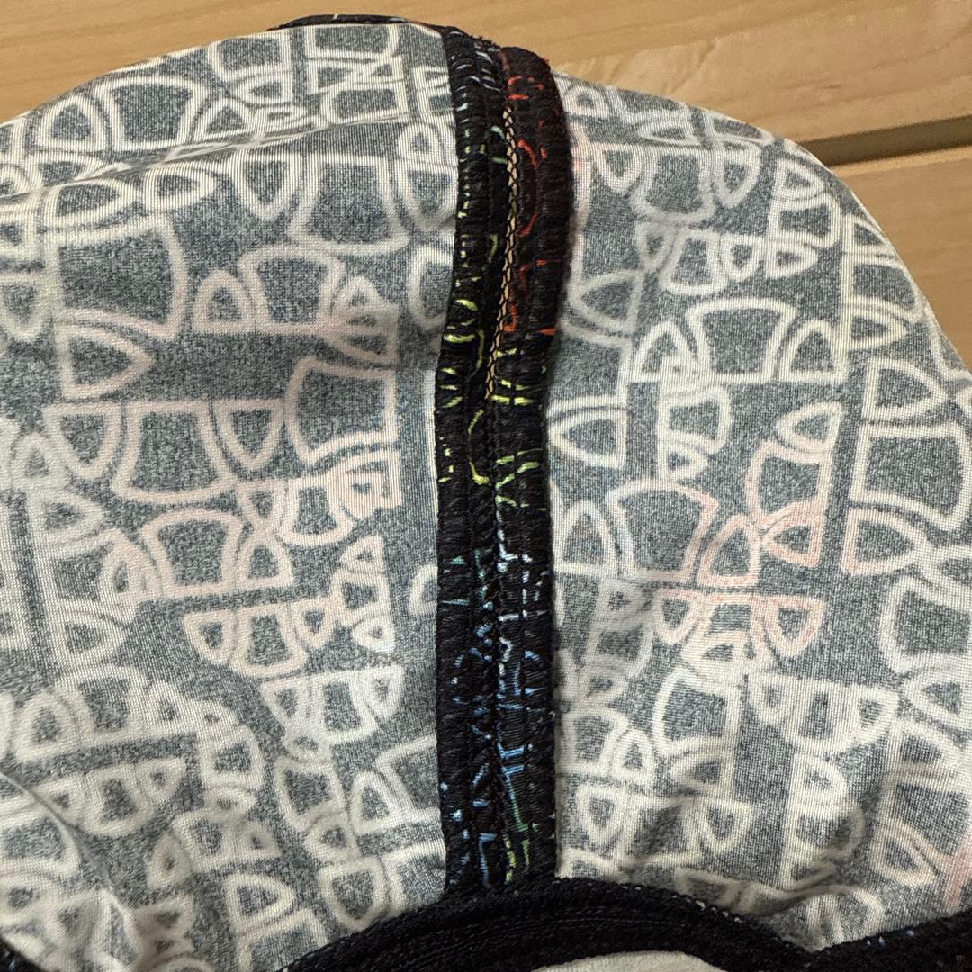 新品タグ付き　エレッセ　メンズ競泳水着　Vパン　ブーメラン