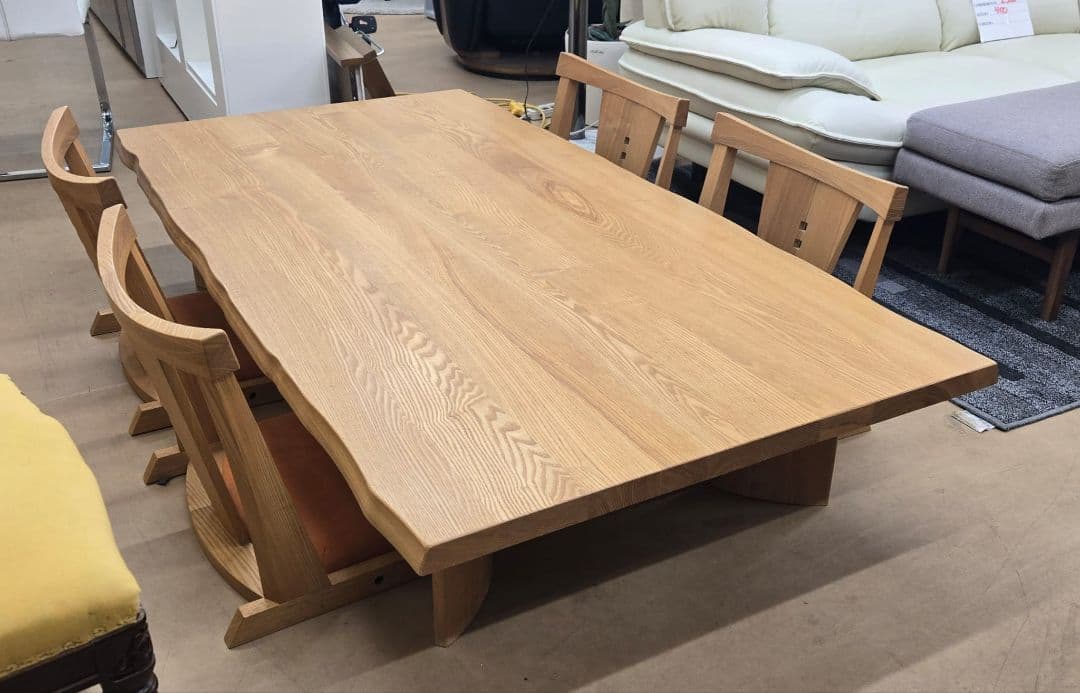 木製座卓・ちゃぶ台 6人掛け 自然なエッジ