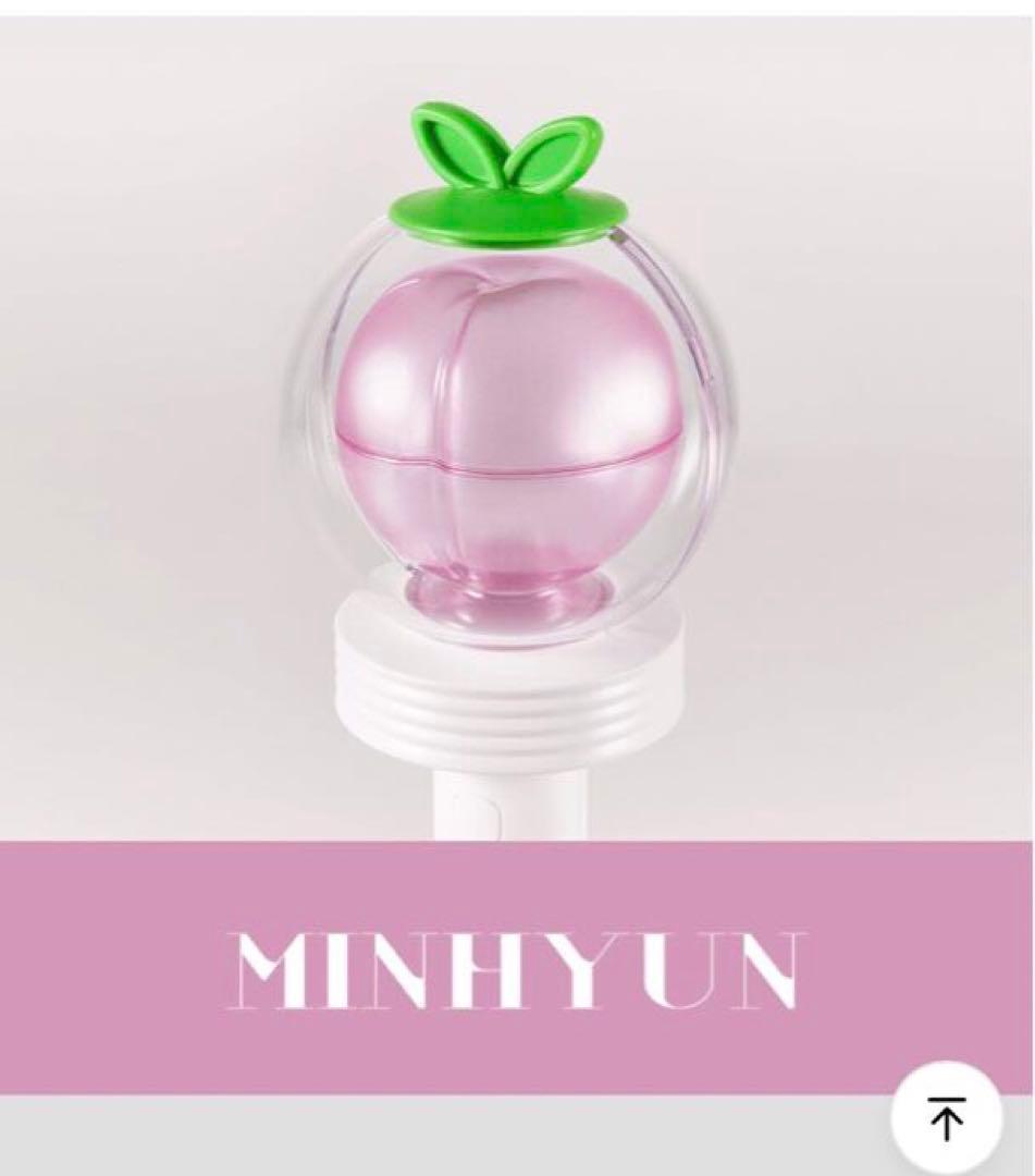 \ 新品・未使用 / ファンミニョン　公式ペンライト