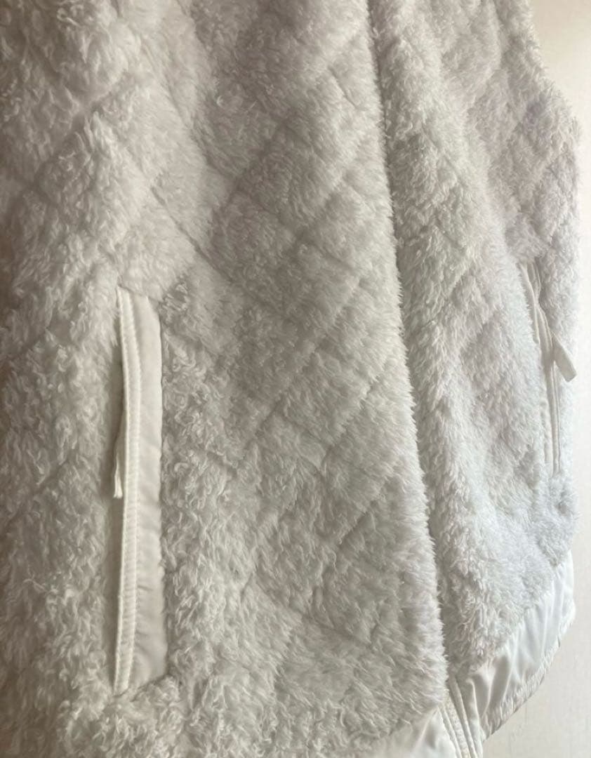 パタゴニア/リバーシブルベスト/patagonia/ボア/フード/ホワイト/白