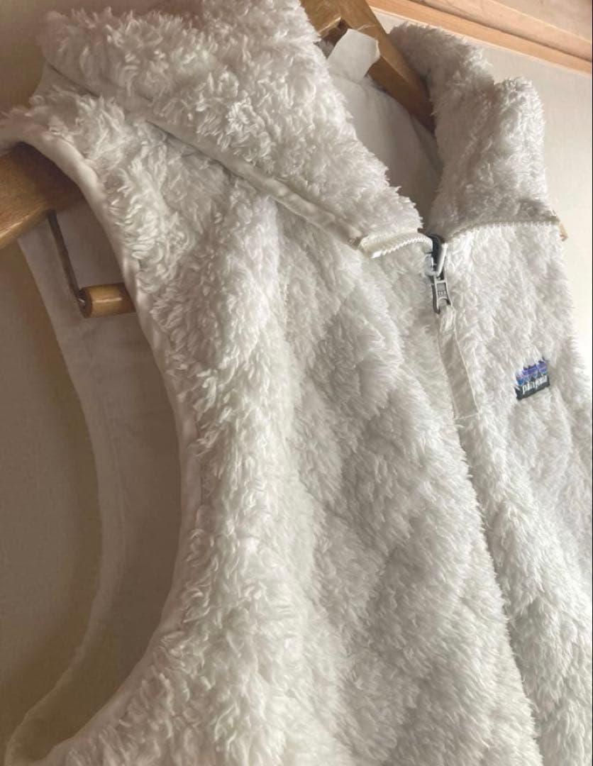 パタゴニア/リバーシブルベスト/patagonia/ボア/フード/ホワイト/白