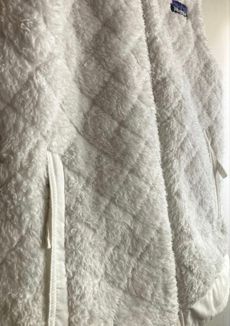 パタゴニア/リバーシブルベスト/patagonia/ボア/フード/ホワイト/白