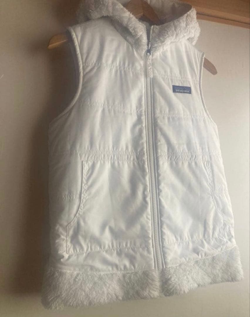パタゴニア/リバーシブルベスト/patagonia/ボア/フード/ホワイト/白