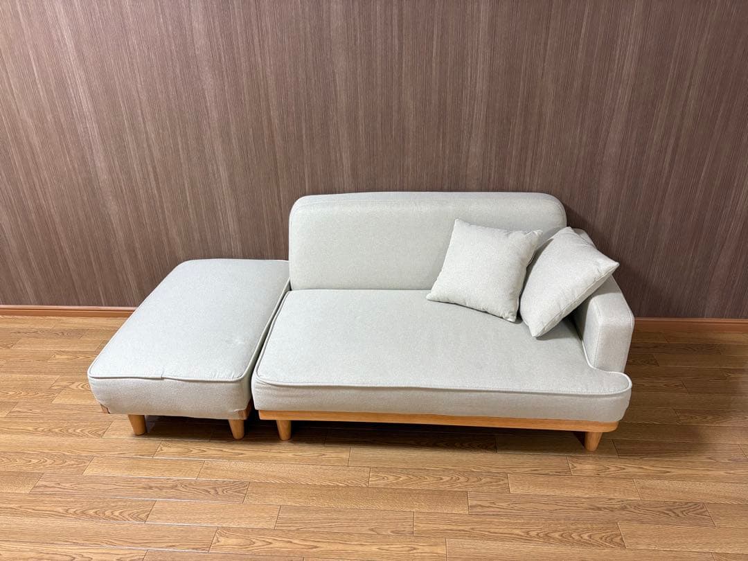 ベージュ　ソファ クッション付き　アイリスオーヤマ　2人掛け　2.5人掛け