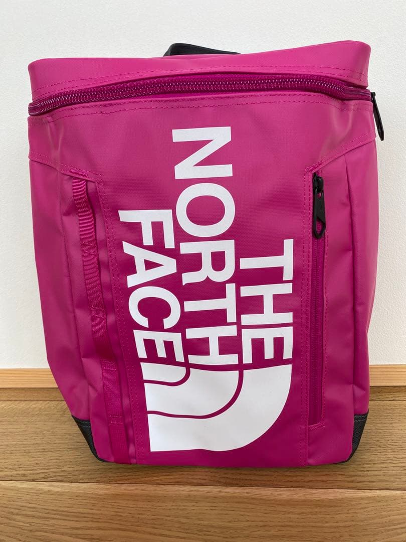 新品　THE NORTH FACE ピンク バックパック　21L