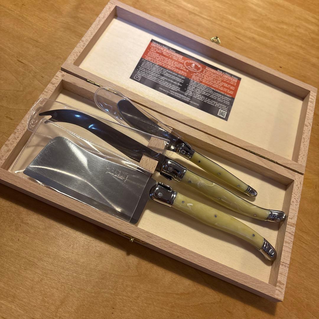 【未使用】貴重！ライヨールLaguiole チーズナイフ3本セット