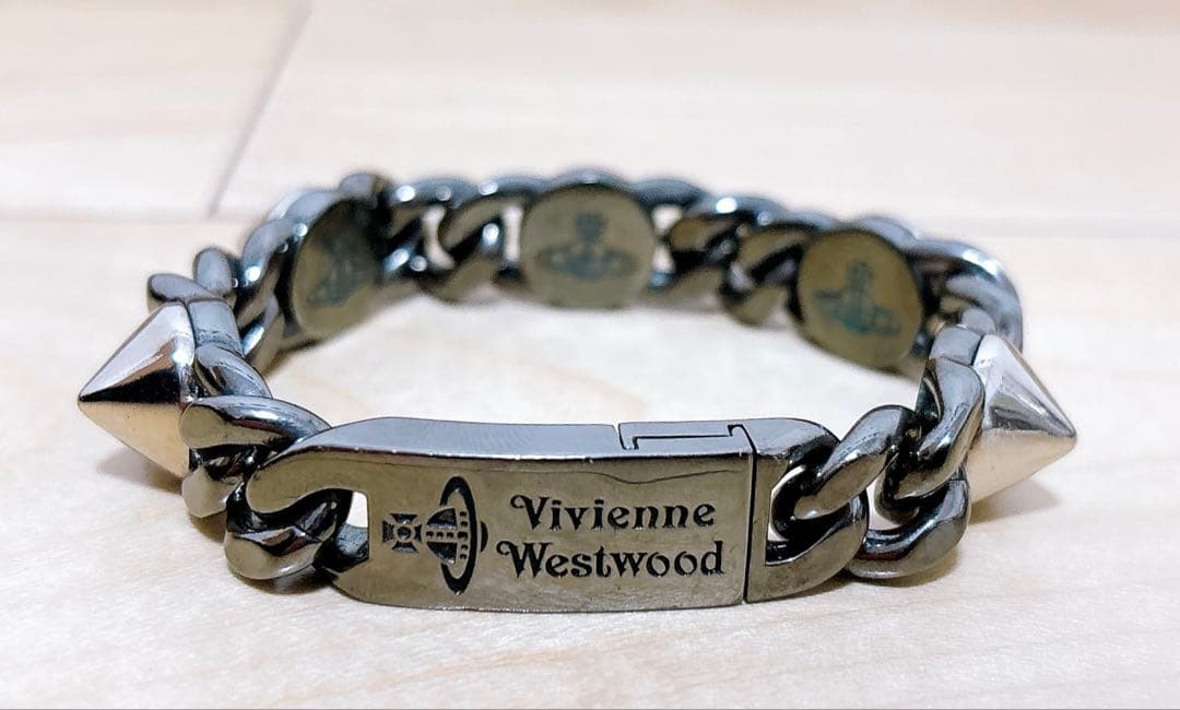 付属品有り◎送料込み/匿名配送◎Vivienne Westwood ブレスレット