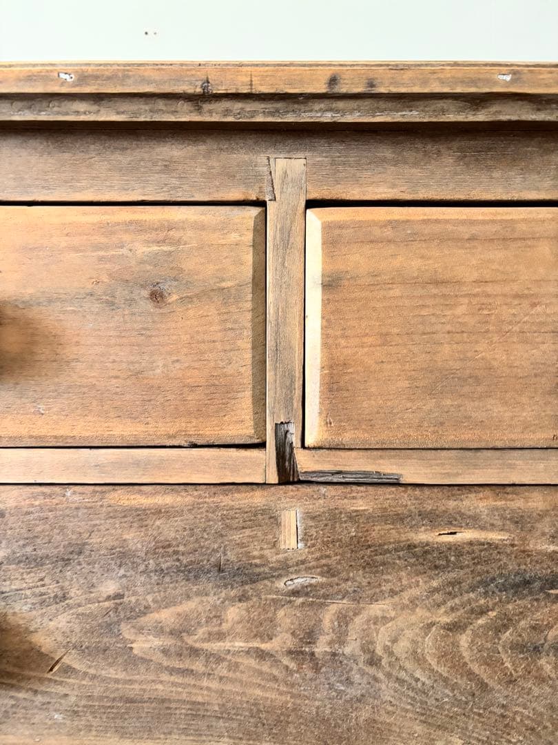チェスト アンティーク　オールドパイン　ドロワーズ　木製　引き出し 剥離