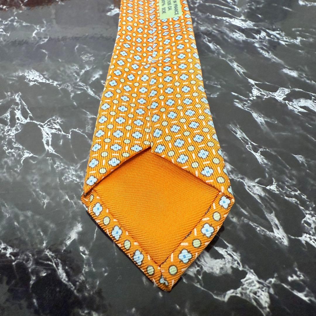 HERMES エルメス 花柄 オレンジ ネクタイ 外箱 ショッパー リボン付き