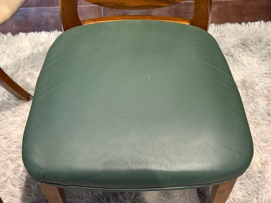 台湾製 オーク材 ダイニングチェア リビングチェア 食卓椅子 合皮レザー nZ