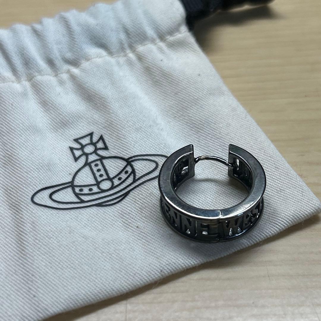 Vivienne Westwood シングルフープピアス ブラック 黒