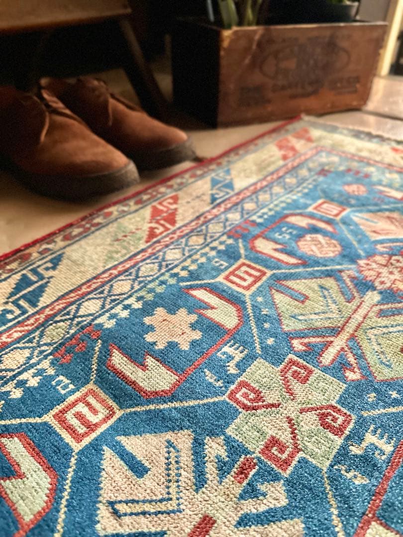 トライバルラグ　ヴィンテージラグ　コーカサス　カザック絨毯　プリミティブアート