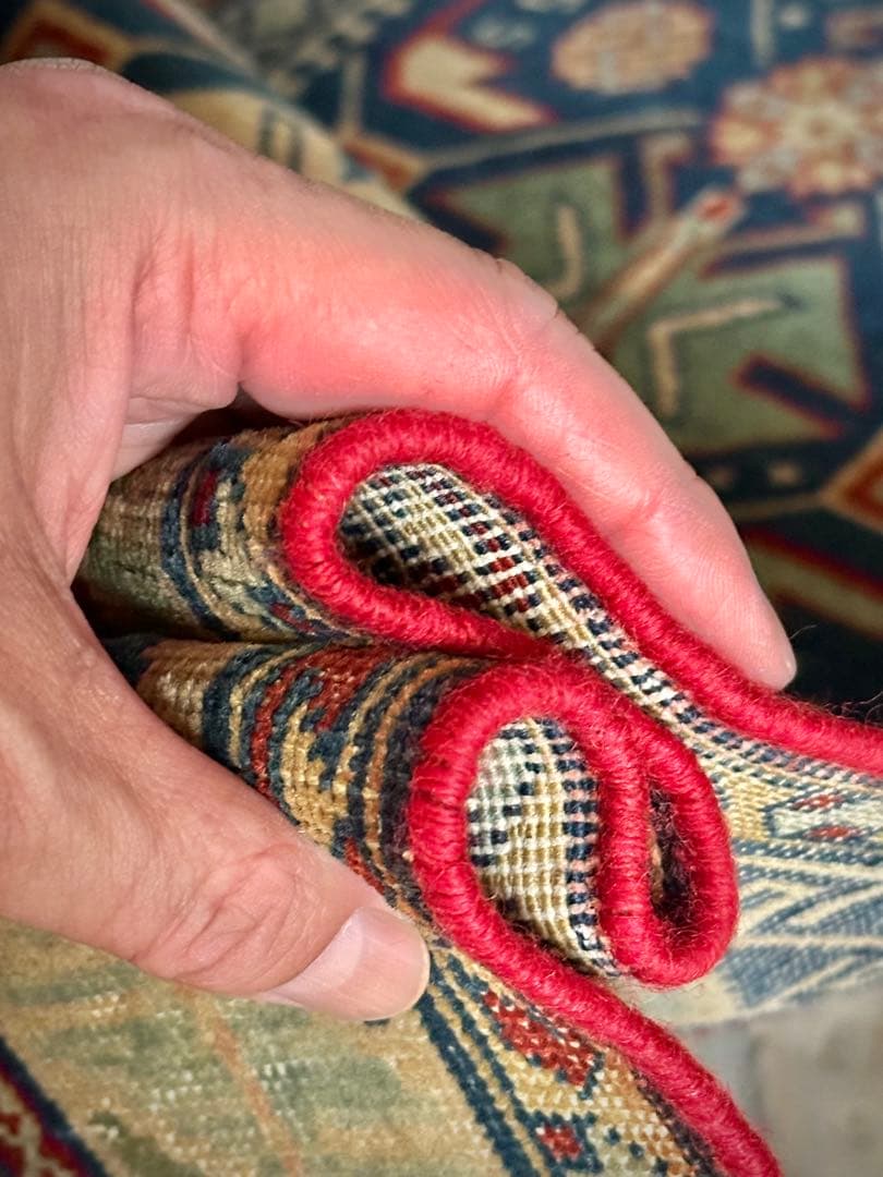 トライバルラグ　ヴィンテージラグ　コーカサス　カザック絨毯　プリミティブアート