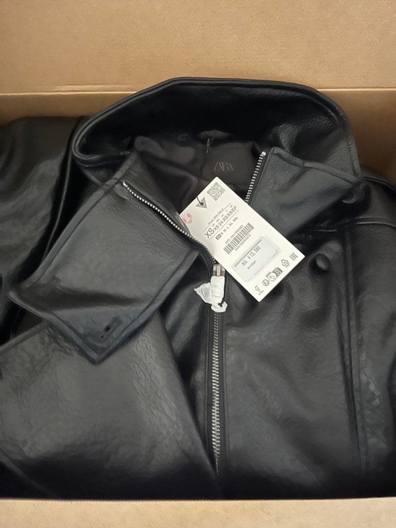 ZARA フェイクレザージャケット　オンライン完売品