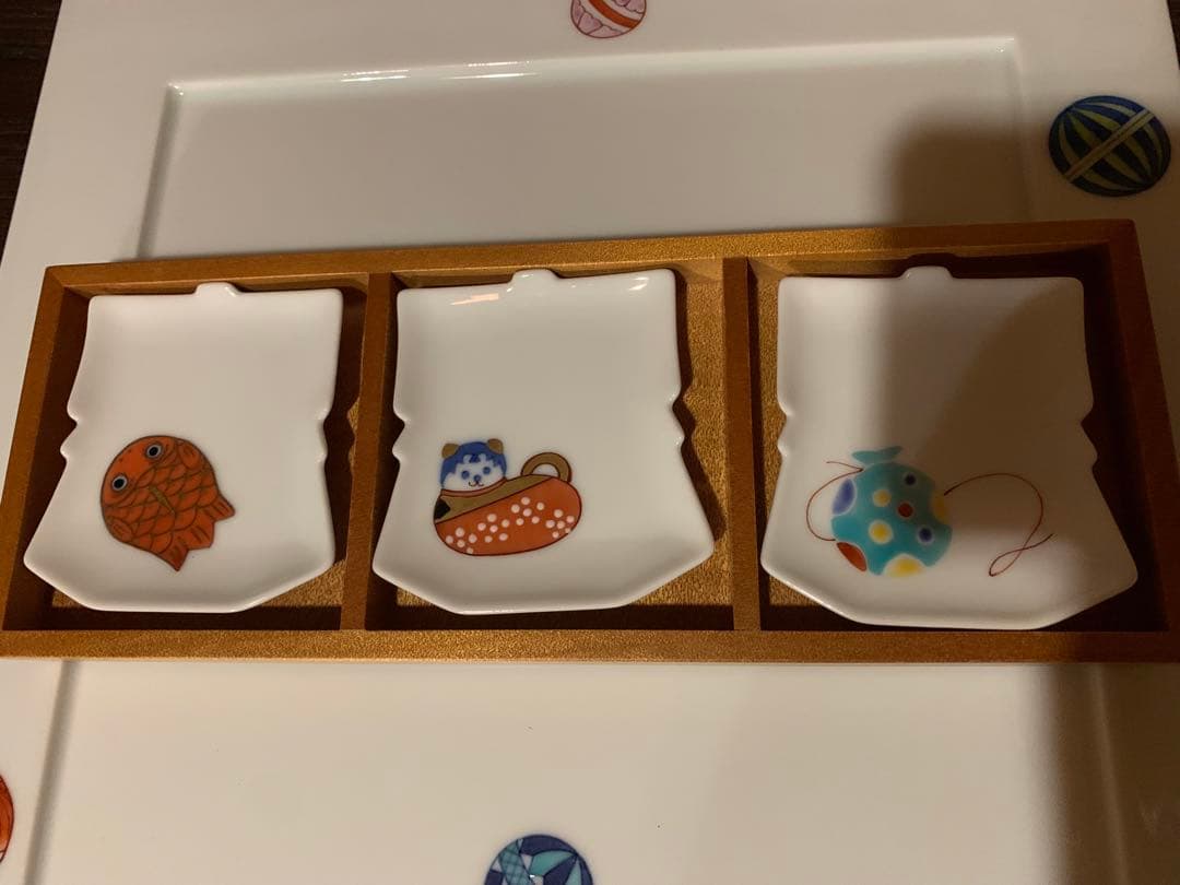 畑萬陶芸 着物皿 豆皿 小皿 雛祭り 犬筥 張り子犬 鯛 めで鯛 七五三 お正月