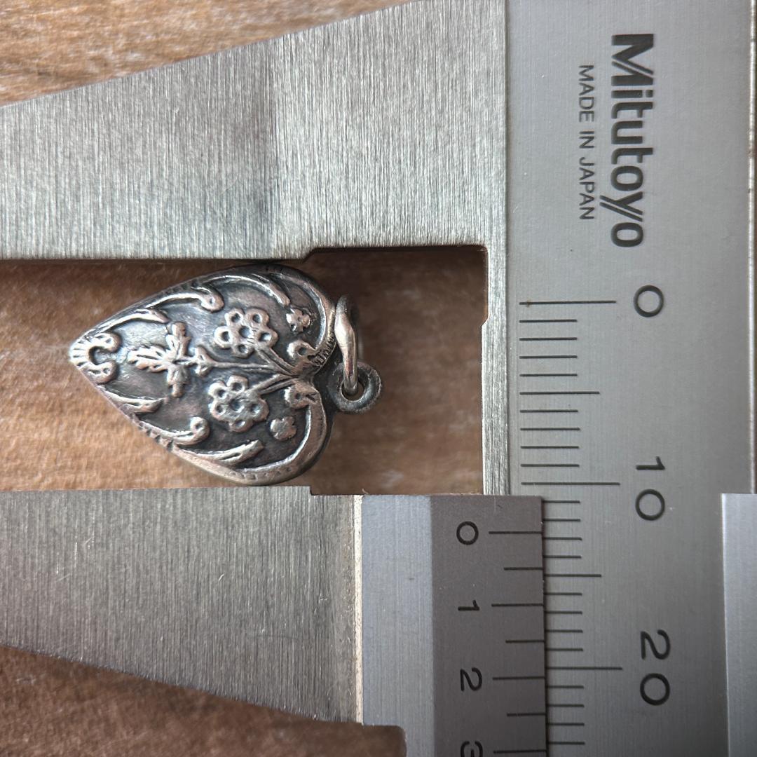 スウィートハートジュエリー　40s WW2　シルバー　装飾花　フローラル