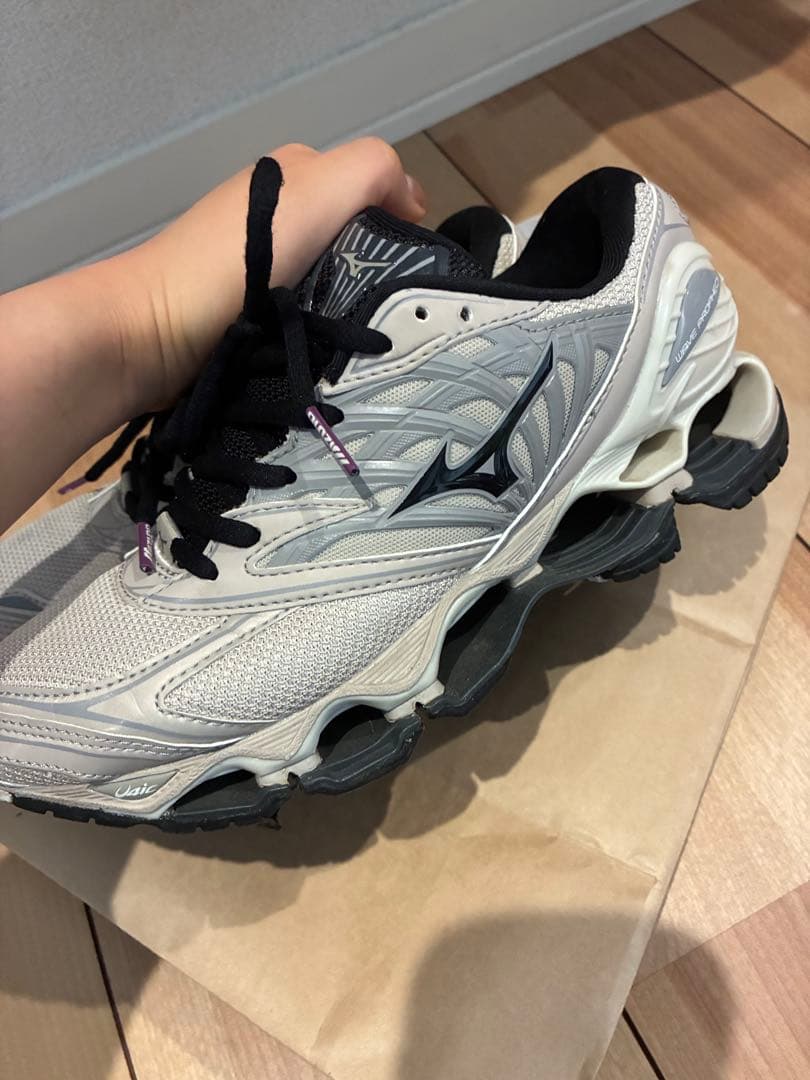 【美品】23.5cm MIZUNO WAVEPROPHECY LS LIGHT