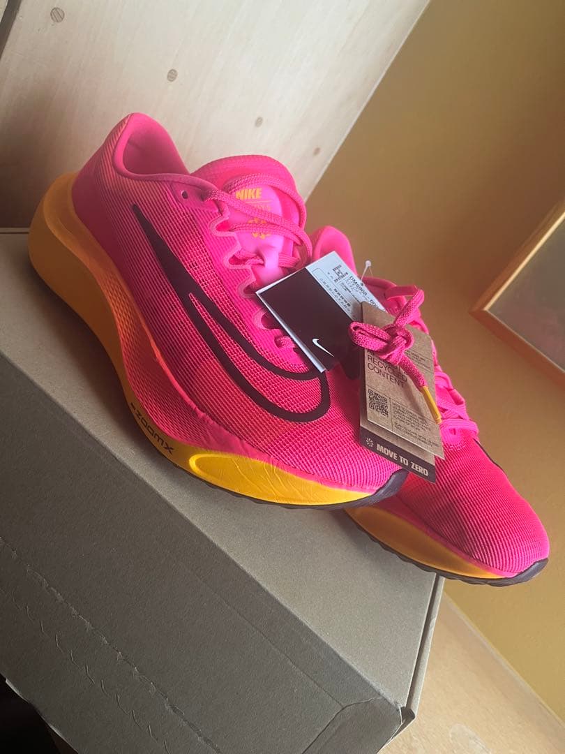 最終値下げ完売品★新品未使用・送料無料 ナイキ ズームフライ5 ピンク 29cm