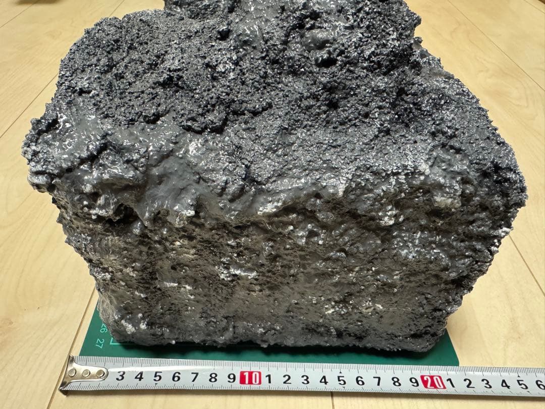 爬虫類用 二部屋構造ウェットシェルター 湿度管理 横長設計