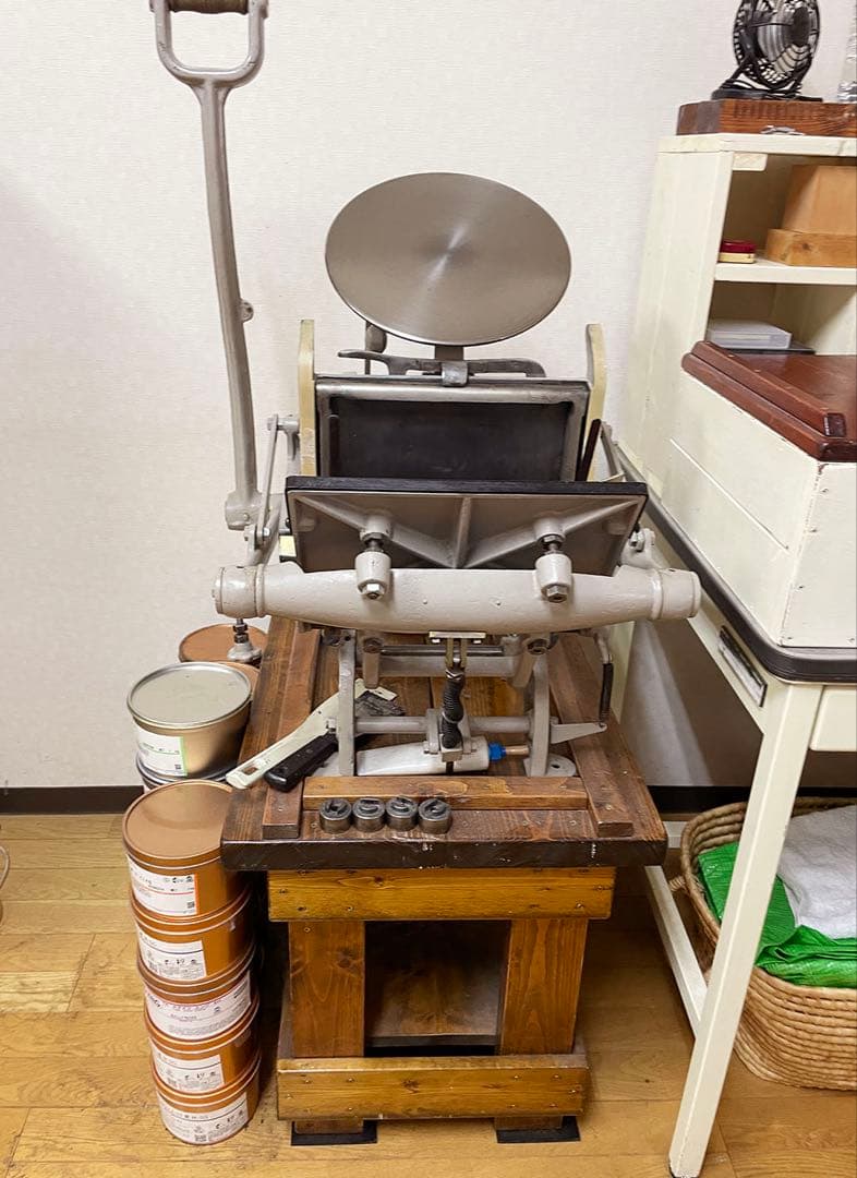 活版印刷機、テキン、手フート