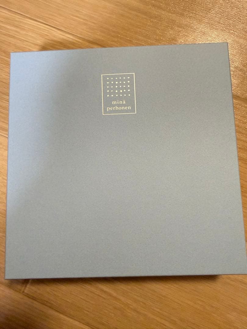 minä perhonen ノベルティ プレート 皿 enkeli 蝶