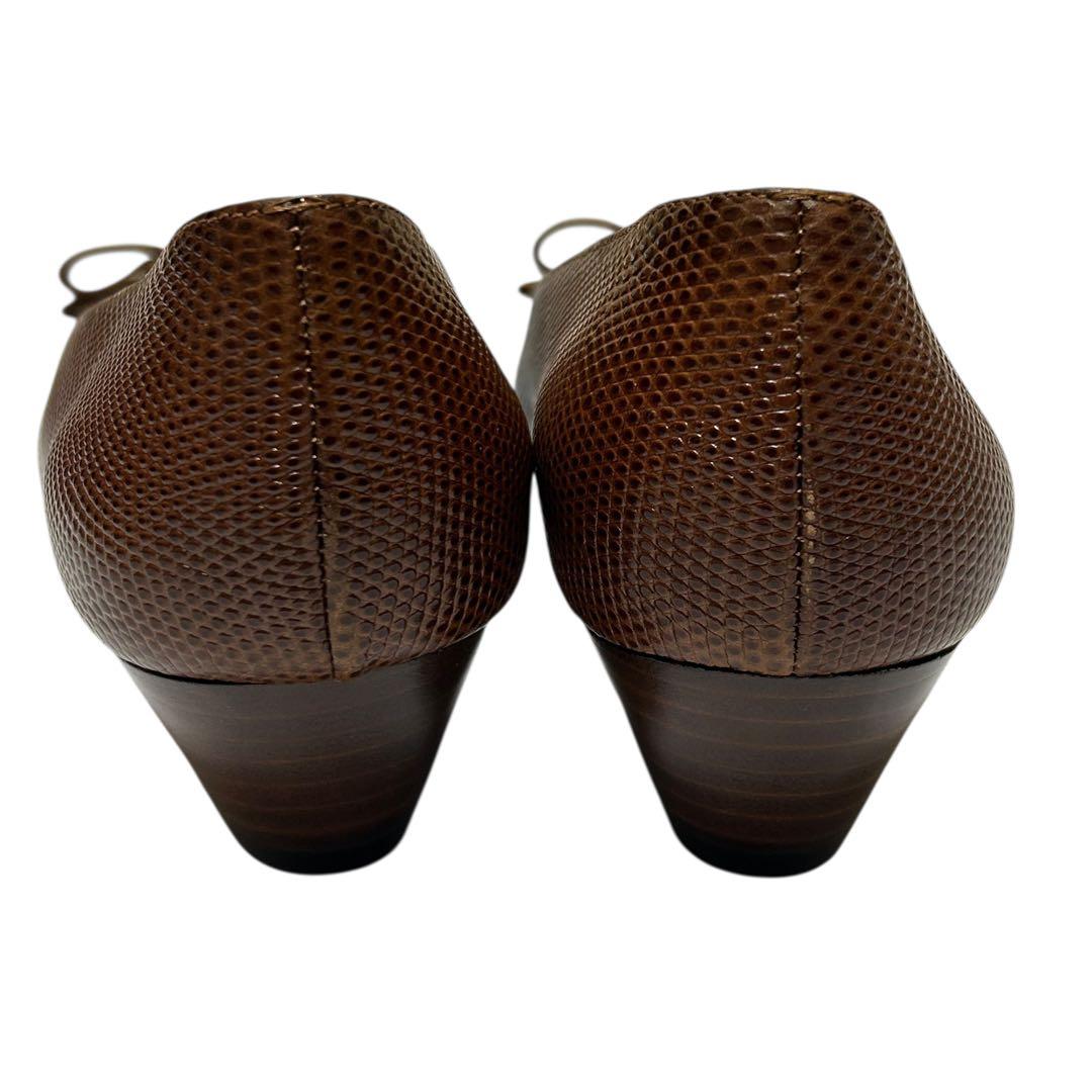 新品未使用 Salvatore Ferragamo パンプス　リザード　ヴァラ