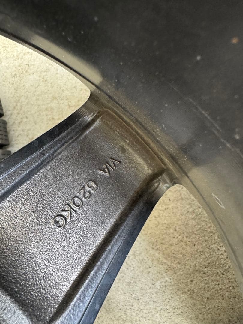 jb74 ジムニーシエラ　ジムニーノマド　スタッドレスタイヤ ホイール付き　4本