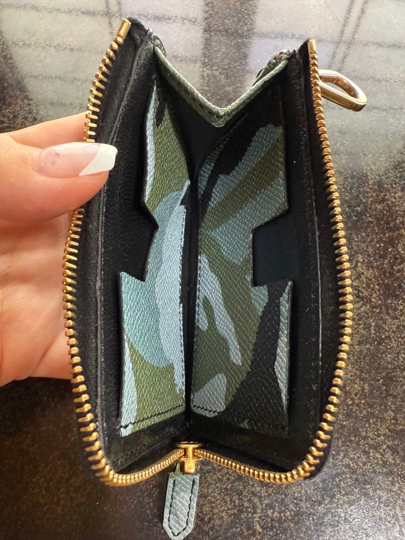 【バラ売りに切り替えました】トムフォード　迷彩柄 ケース