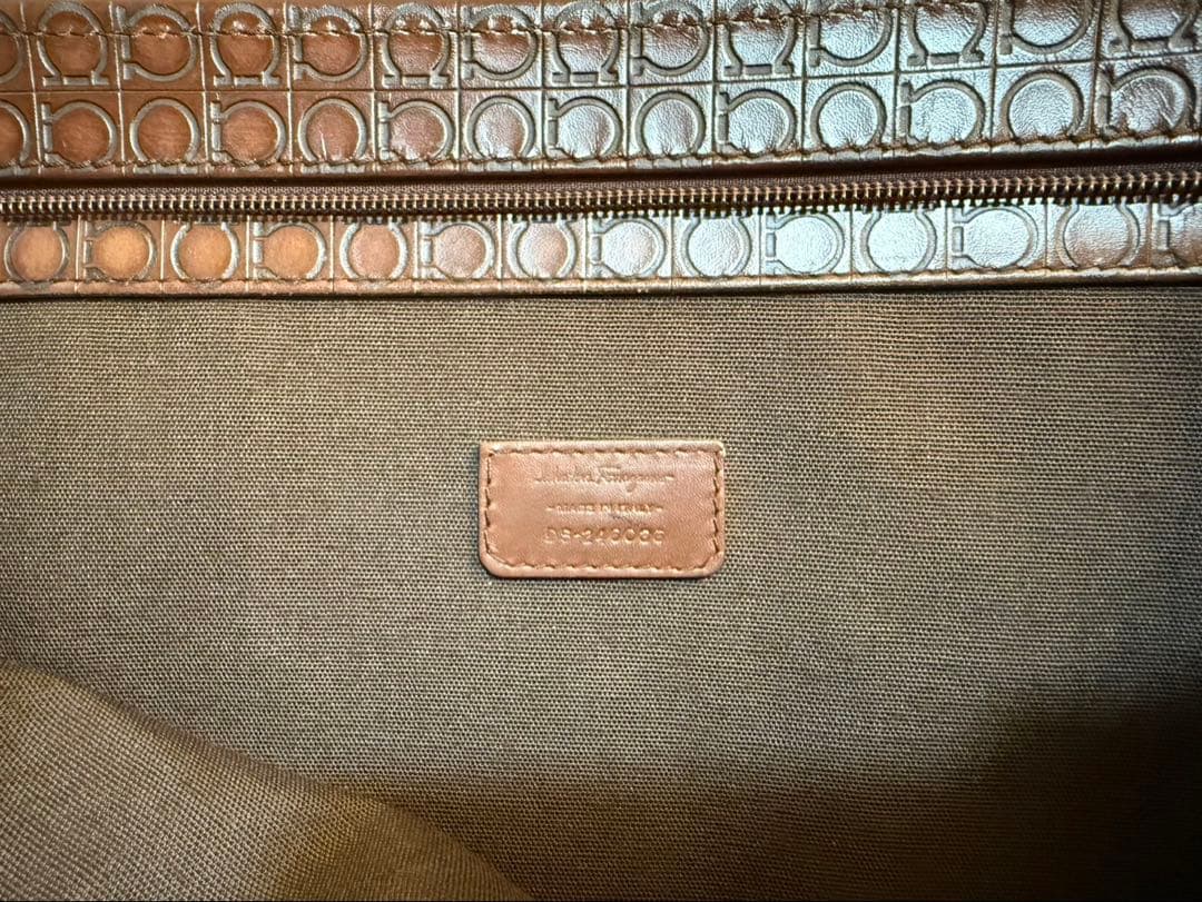 サルヴァトーレ フェラガモ ガンチーニ トートバッグ ブラウン