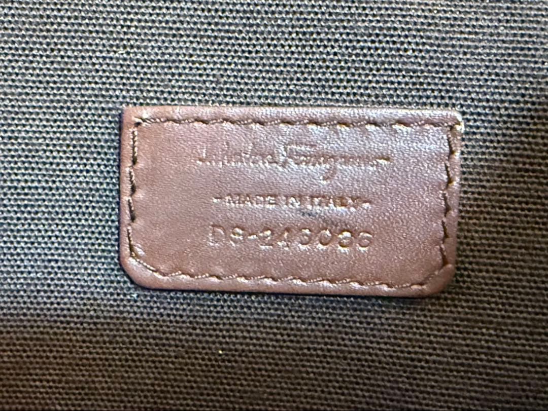 サルヴァトーレ フェラガモ ガンチーニ トートバッグ ブラウン