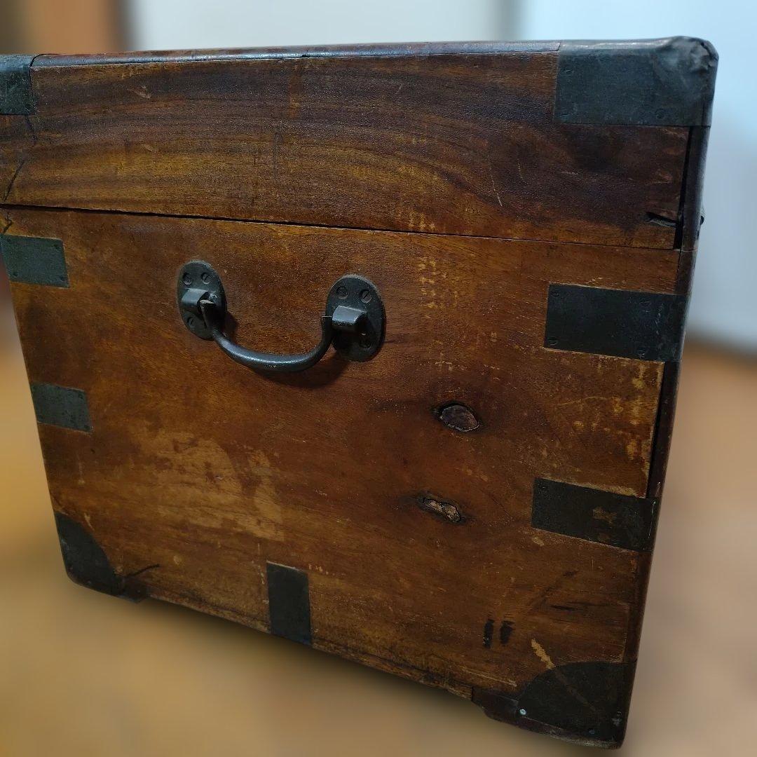 アンティーク 木製収納箱 大きめ 真鍮金具 飴色