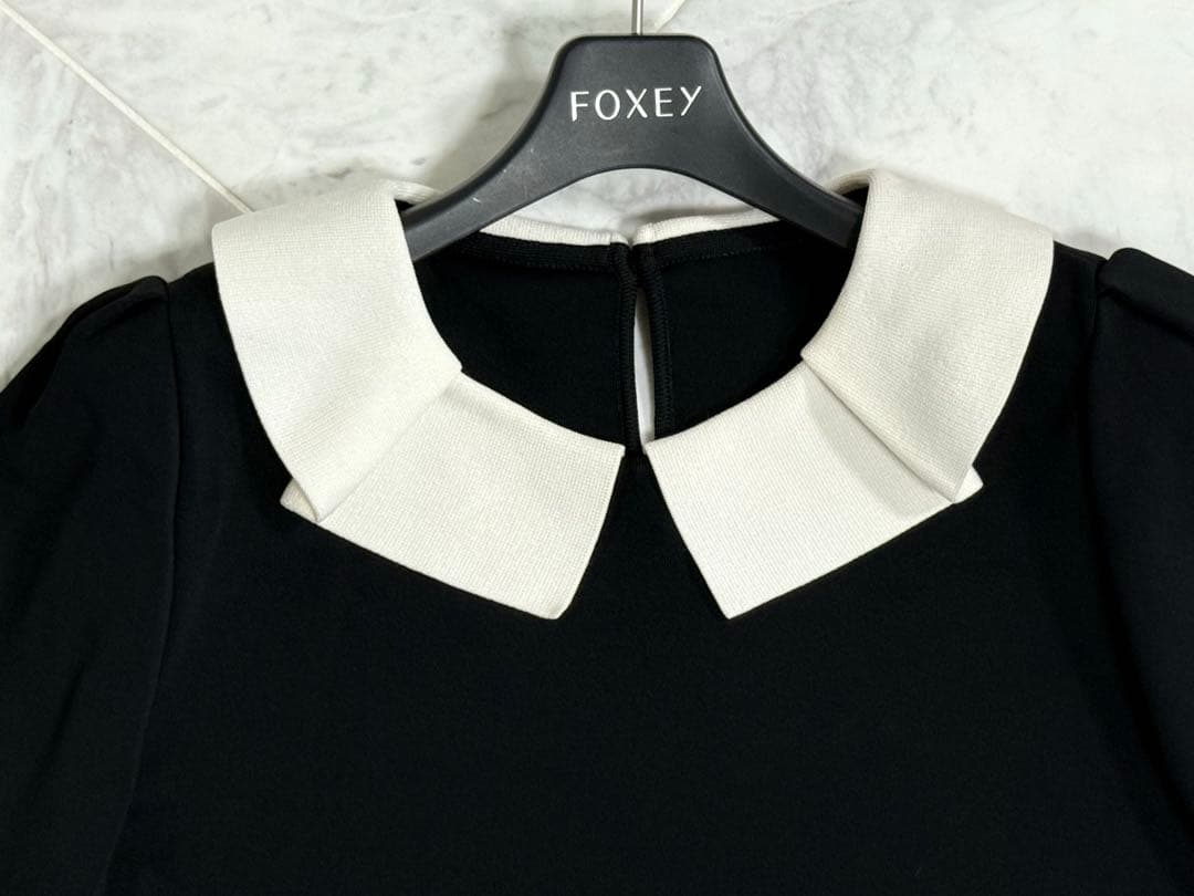 新品同様★FOXEY/フォクシー トップス白衿 40 ブラック