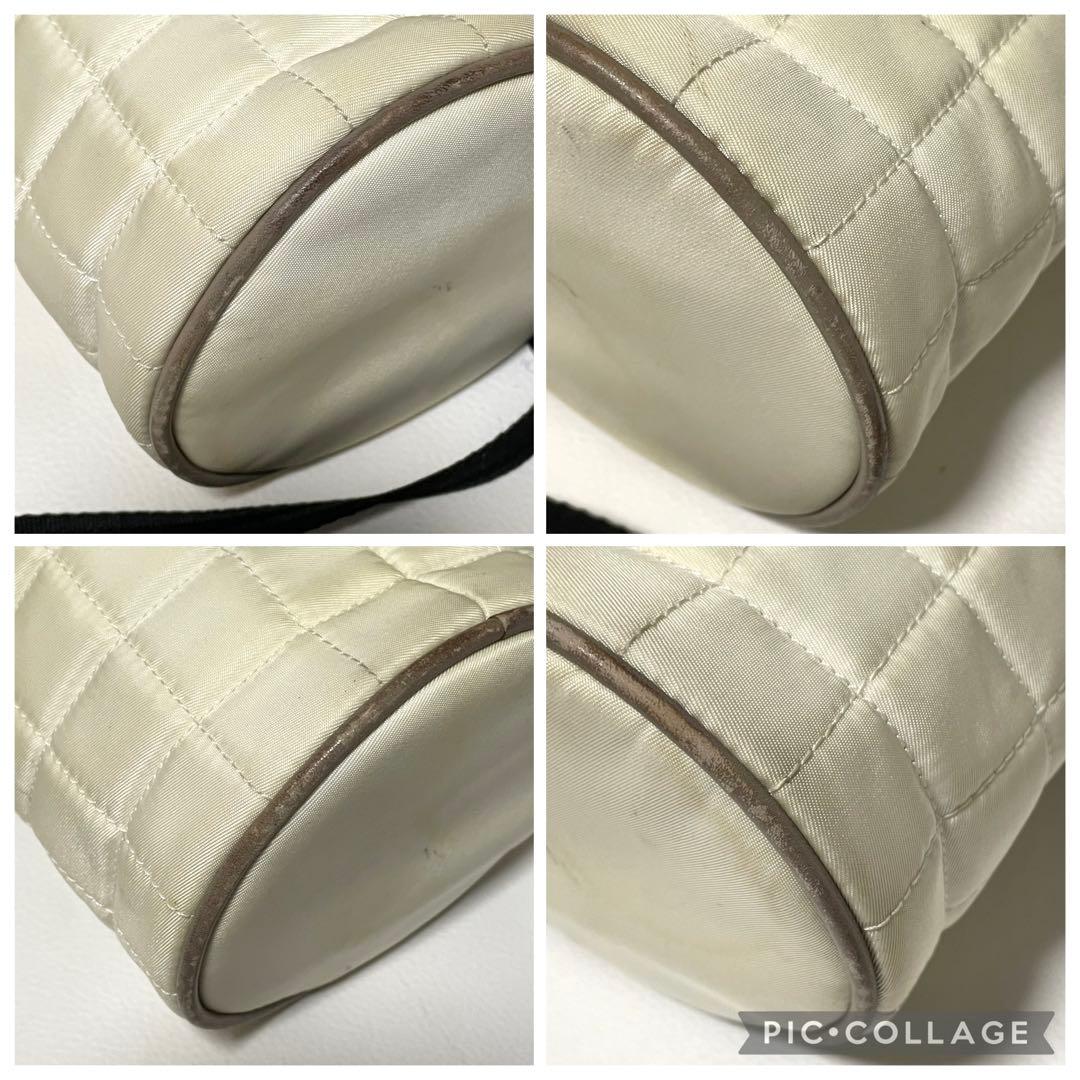 CHANEL ペットボトル入れ ボトルホルダー ココマーク CC アイボリー