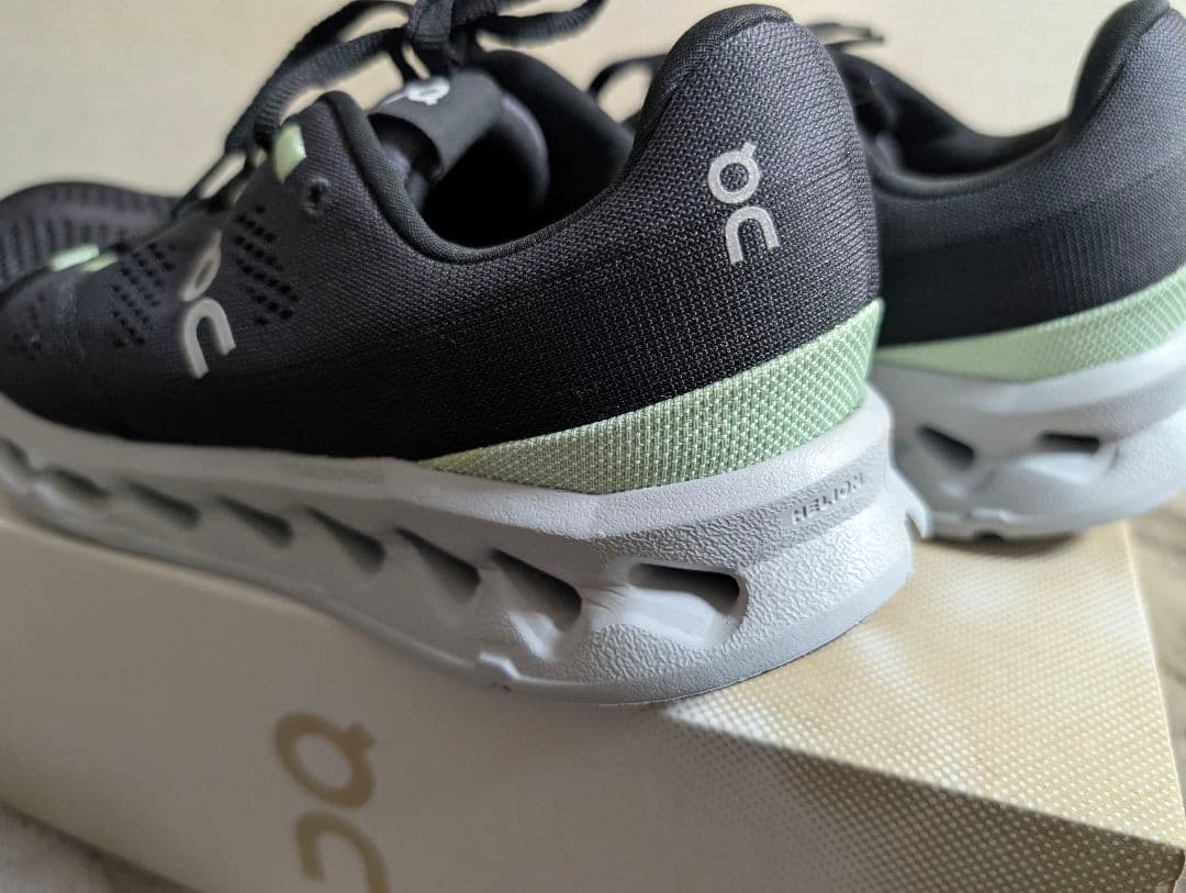 【美品】On Cloudsurfer オン クラウドサーファー W25cm