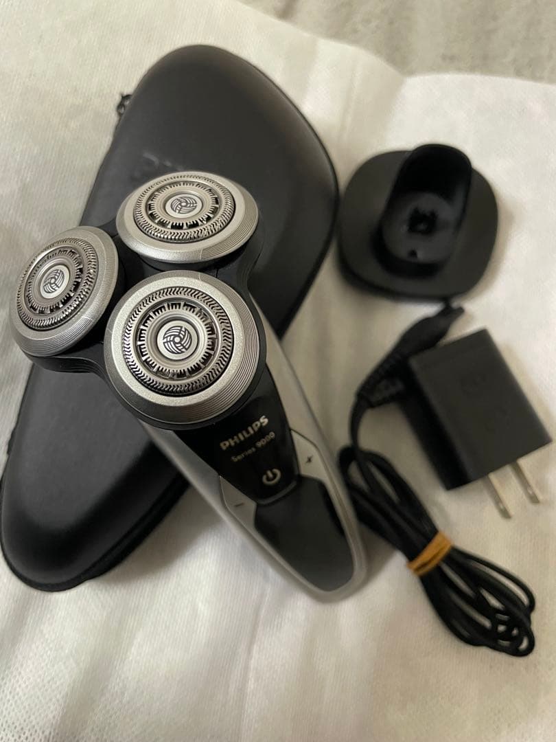 未使用フィリップス 電気シェーバー S9000シリーズ