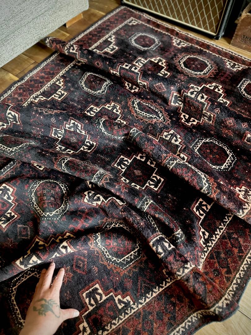 トライバルラグ　ヴィンテージラグ　ペルシャ絨毯　バルーチ族　プリミティブアート