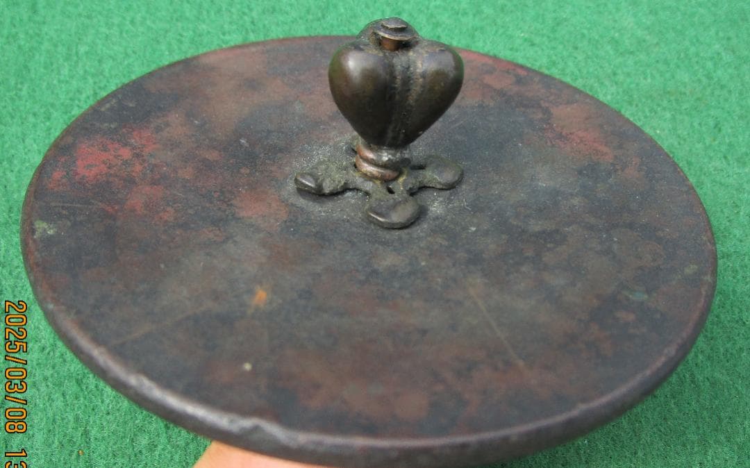 鉄瓶　銅蓋　蓋に龍文堂の銘　細工物　水漏れ等なし　飾り物　1個