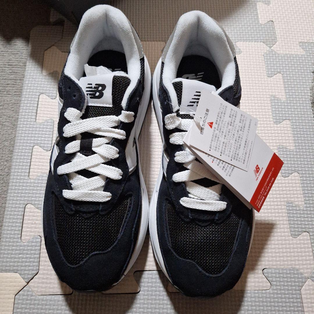 最終価格　New BalanceM5740*BLACK　24.5cm