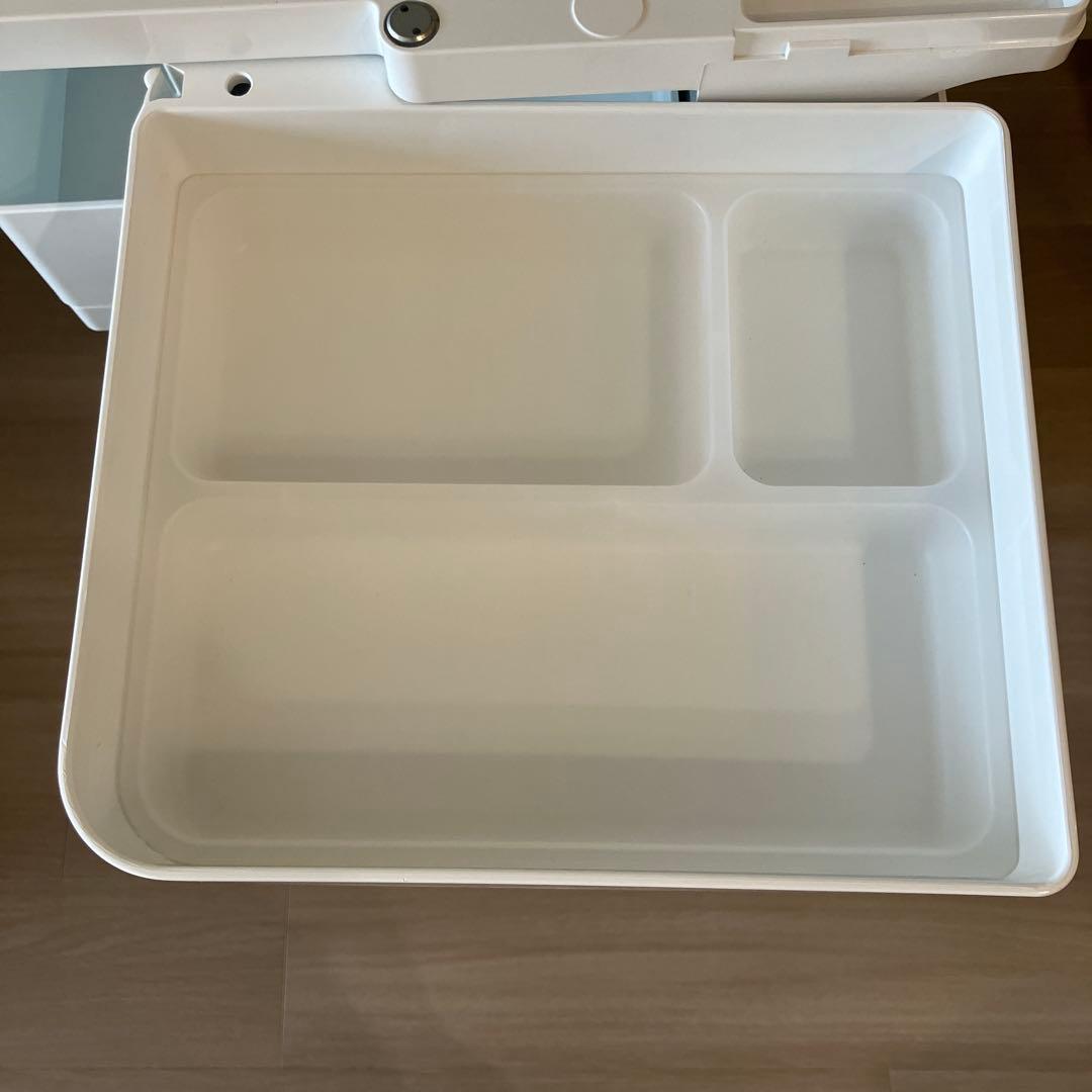 ボビーワゴン　ホワイト 3段チェスト 2トレイ付き キャスター付き