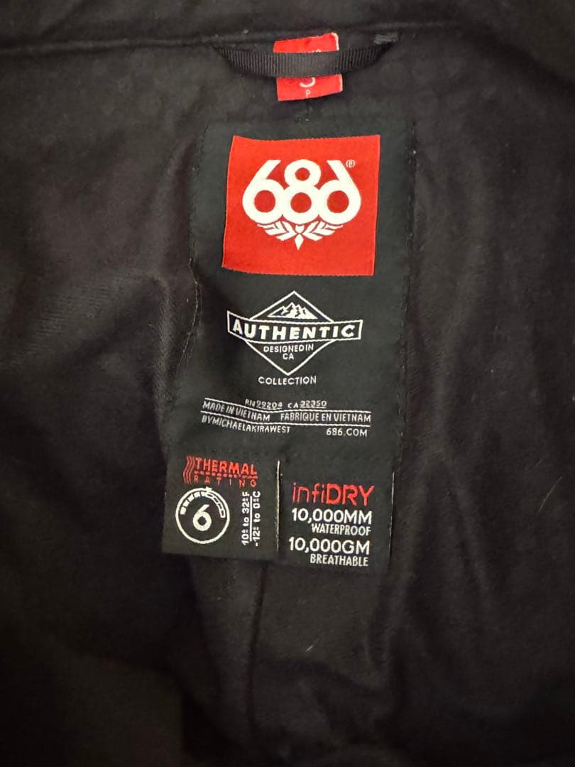 SIXEIGHTSIX 686 スノーボードウェア　上下　オーセンティック