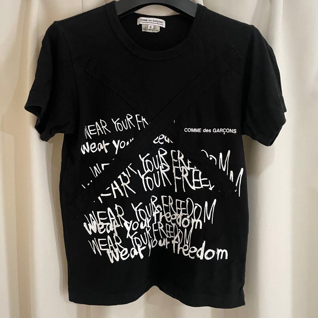COMME de GARCONS wear your freedom Tシャツ