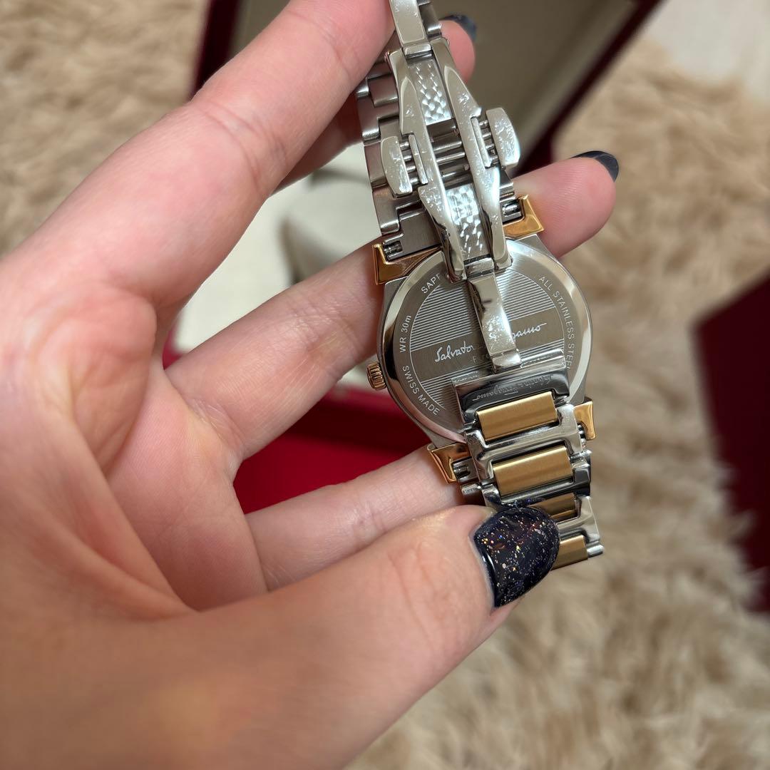 専用Ferragamo サルヴァトーレフェラガモ 腕時計VEGA