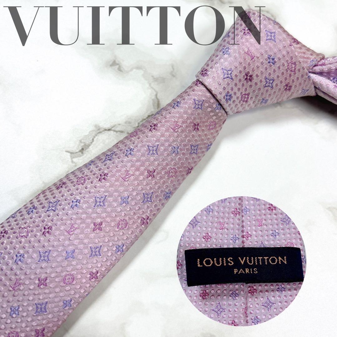 美品　現行　ルイヴィトン　ネクタイ　総柄　ロゴ　ピンク　光沢