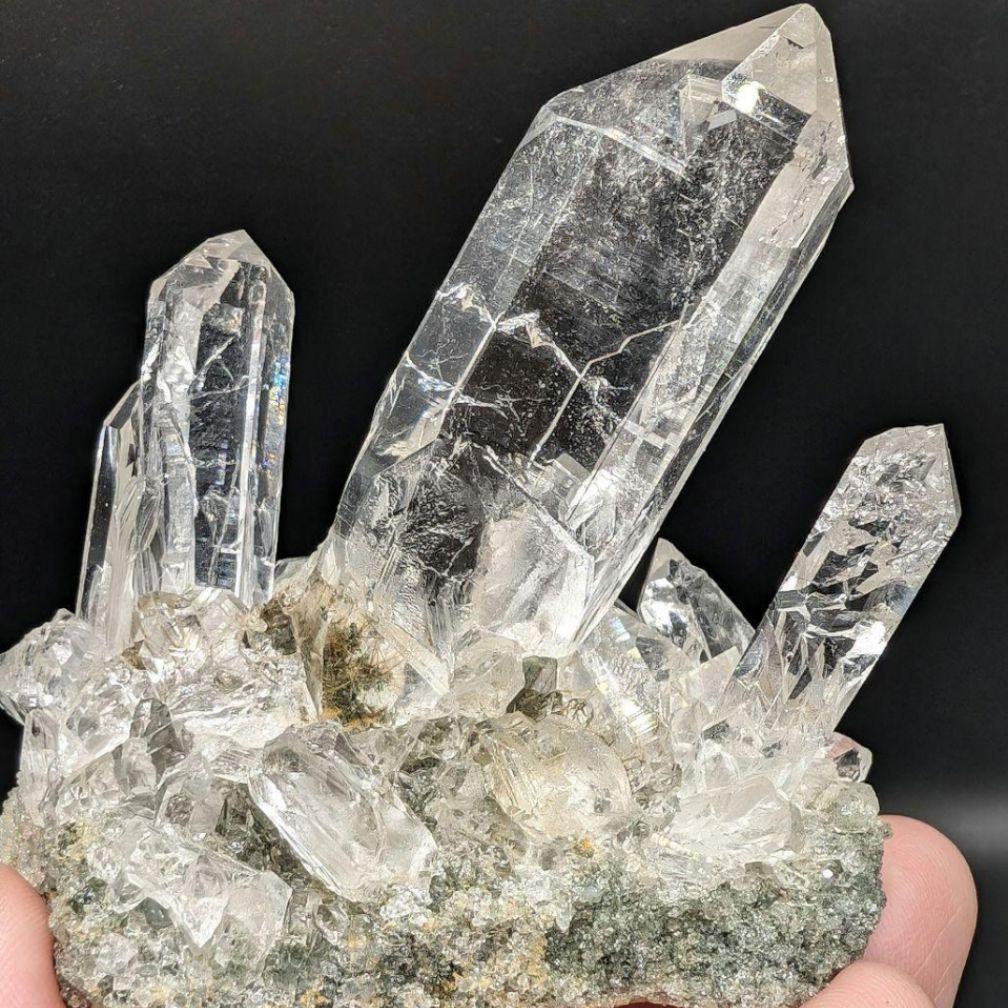 ルチル入り　マニハール産　水晶　クラスター　B