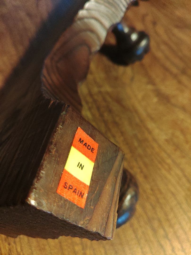 ハンガーフック　スペイン製　帽子　天然木　手彫　彫刻　アンティーク　ヴィンテージ