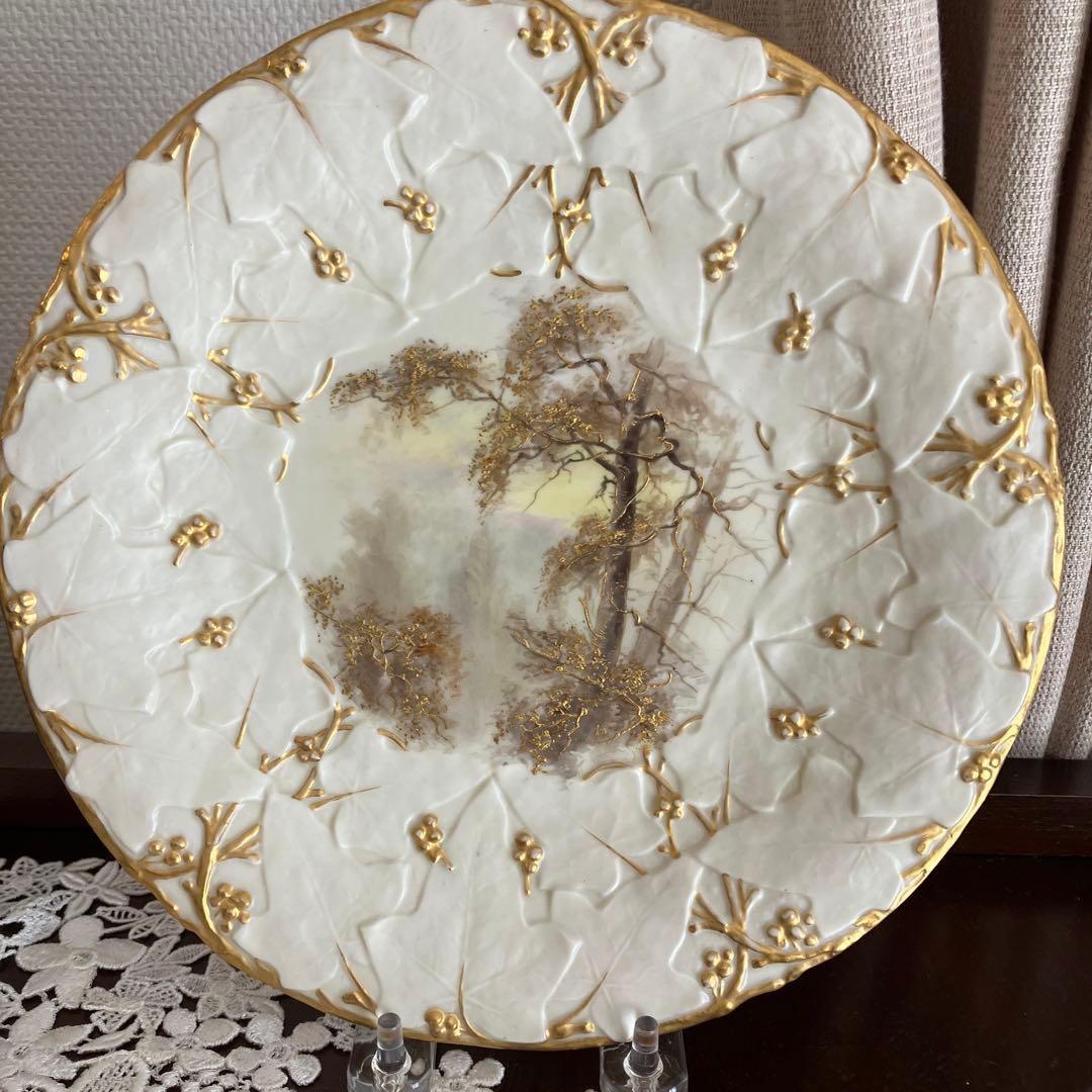  China Works 　アイビーレリーフ　盛金彩　冬の木立風景画皿